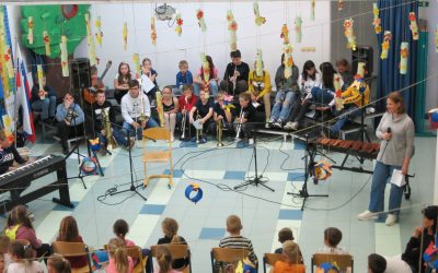 Predstavitev Glasbene šole Kamnik na šoli