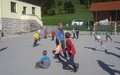 Simbioza giba –  športna urica z upokojenimi babicami