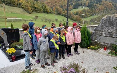 Komemoracija na pokopališču v Motniku